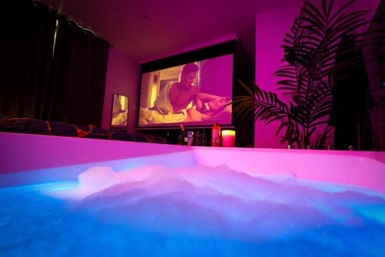 Suites Sensorielles - Spa - Sauna, love room à Metz